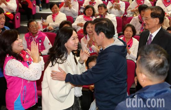 臺北市婦工總會暨各區婦工會今天舉辦「韓國瑜總統、張善政副總統暨臺北市八位立委候選... 臺北市婦工總會暨各區婦工會今天舉辦「韓國瑜總統、張善政副總統暨臺北市八位立委候選...