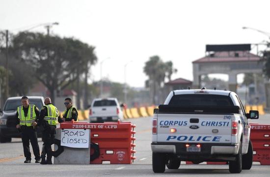 美國德州聖體城(Corpus Christi)海軍航空站發生持槍行兇事件。 美聯社 美國德州聖體城(Corpus Christi)海軍航空站發生持槍行兇事件。 美聯社