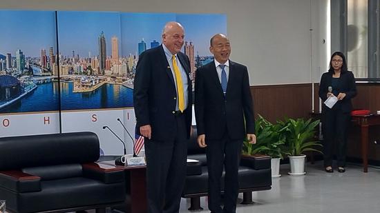 美國前副國務卿尼格羅龐提大使日前率美國「威爾遜國際學人中心訪問團」拜會高雄市長韓... 美國前副國務卿尼格羅龐提大使日前率美國「威爾遜國際學人中心訪問團」拜會高雄市長韓...