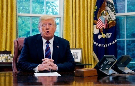 美國總統川普今天說，搜尋引擎巨擘谷歌（Google）佔很多人便宜，他還加碼指責臉書（Facebook）及推特（Twitter）也對多數人不公平，要這三大業者「最好小心」。 （路透）