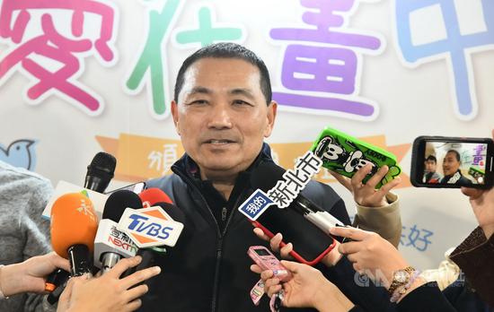 新北市長侯友宜(圖)3日受訪表示,中國國民黨總統參選人韓國瑜的新北競選總部主委是400萬市民,市民的支持才是最大的力量。(新北市府提供)中央社記者黃旭昇新北傳真 108年12月3日