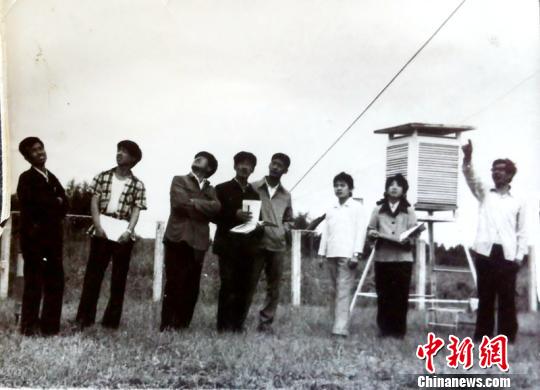 早年的漠河氣象站。 袁長煥 攝