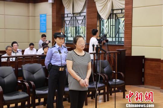 上海搶奪方向盤並引發事故女子獲刑3年半。上海浦東新區人民法院供圖