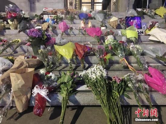 資料圖:當地時間2017年12月15日,美國舊金山舉行李孟賢市長遺體告別儀式,紀念12日凌晨因心臟病去世的李孟賢。他是舊金山歷史上首位華裔、亞裔市長,享年65歲。<a target='_blank' href='http://www.chinanews.com/'>中新社</a>記者 劉丹 攝