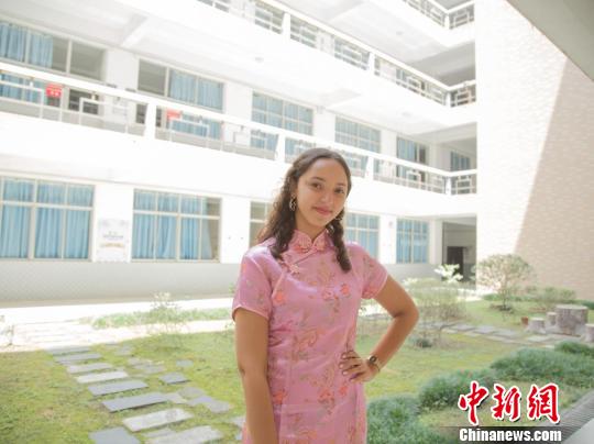多米尼加的戴小妹第一次来到“汉语桥”参加比赛。节目组供图