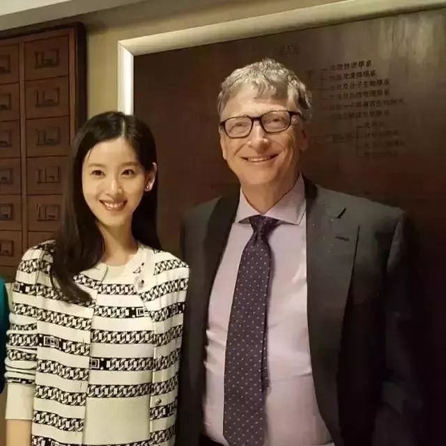章泽天疑似赴剑桥深造,一直走的学霸路线,和