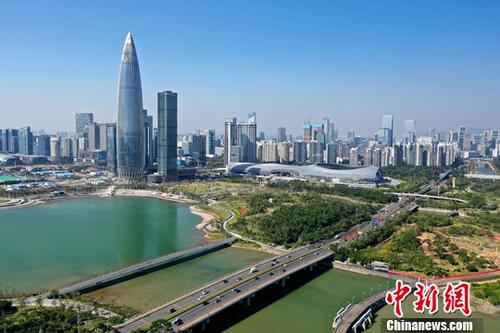 资料图:深圳湾公园与人才公园景观。<a target='_blank' href='http://www.chinanews.com/'>中新社</a>记者 陈文 摄