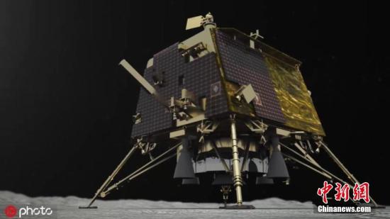 当地时间9月8日,印度空间研究组织(ISRO)发布未注明日期的“月船2号”登陆器“维克拉姆”号登陆的模拟图片。据外媒9月8日报道,印度空间研究组织称,在Chandrayaan 2号轨道飞行器的帮助下,发现了“维克拉姆”号登陆器在月球上的确切位置。据悉,当地时间7日凌晨,“维克拉姆”号曾在月球南极软着陆时地面控制中心失联。有天文学家表示,根据无线电望远镜的数据,相信登陆器已经坠毁。图片来源:ICphoto