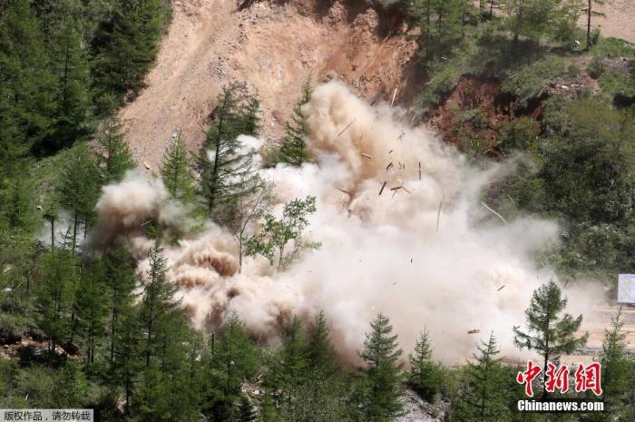 資料圖:當地時間2018年5月24日,朝鮮完成東北部咸鏡北道吉州郡的豐溪里核試驗場拆除工作。
