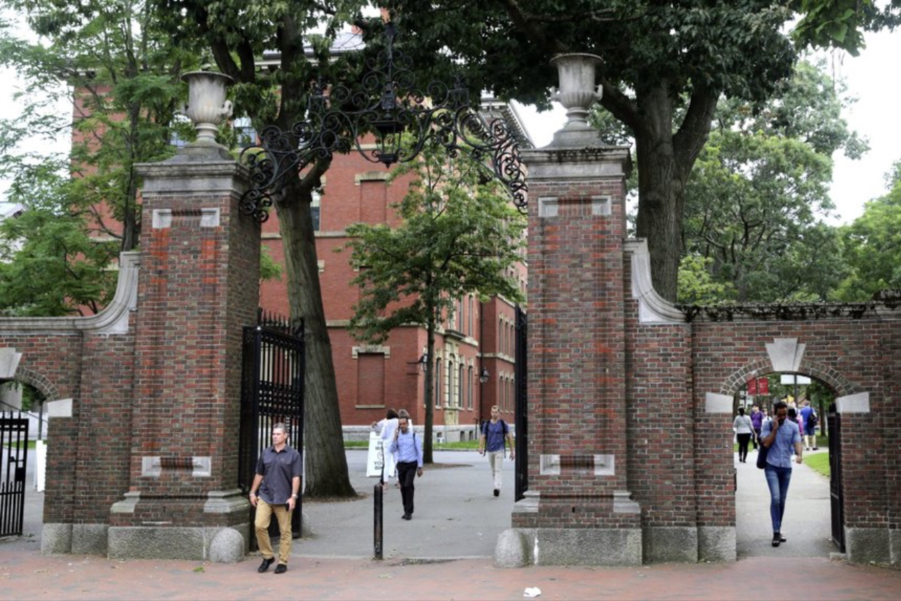 图为哈佛大学。(图片来源:美联社)