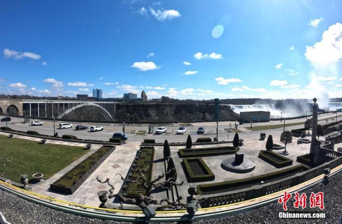 資料圖:當地時間3月21日起,加拿大與美國開始對兩國邊界實施有限度“封關”,禁止旅遊和休閒目的“非必要跨境旅行”。中新社記者 餘瑞冬 攝