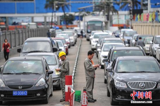 資料圖:國內自駕遊車輛。洪堅鵬 攝