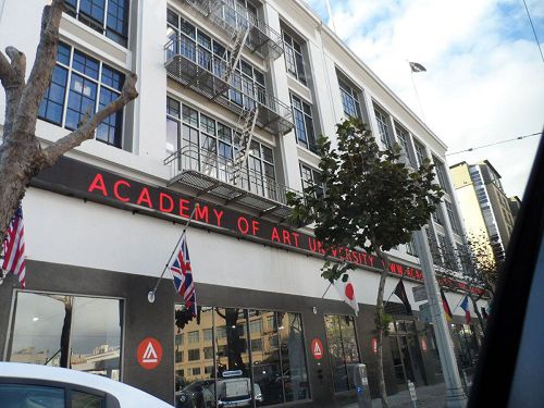 联邦法院起诉旧金山艺术大学4位前员工,他们涉嫌以不当手段招生。