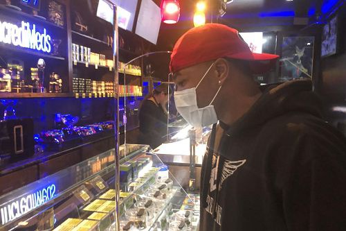 旧金山市的The Green Cross大麻商店依旧营业