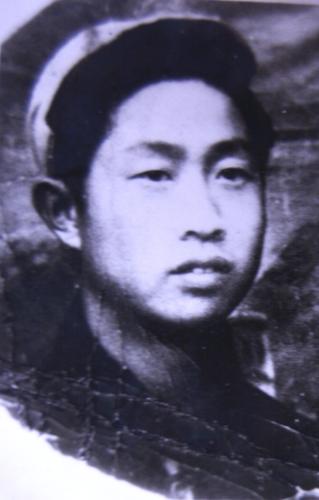 剛剛參加八路軍時的周老。受訪者供圖