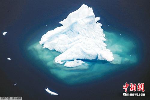 全球海洋暖化加速,海水升溫威脅海洋生態系統。