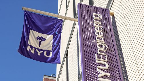 纽约大学(NYU)将于秋季恢复面授课程。