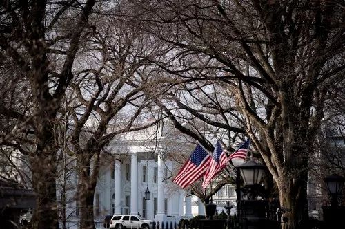 這是1月8日在美國華盛頓拍攝的白宮。 新華社記者 劉傑 攝